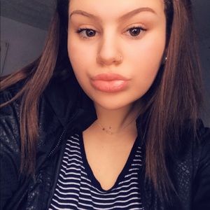 Meet your Posher, Briana